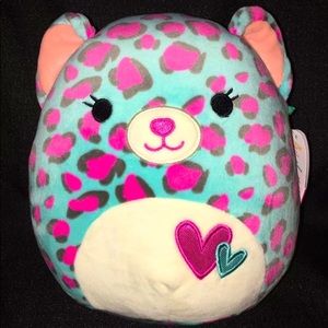 New With Tags Valentine's Day 8” Chelsea Pink & Blue Spotted Leopard Hearts